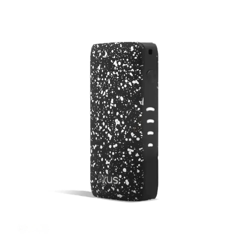 Exxus Push Vaporizer Black and White