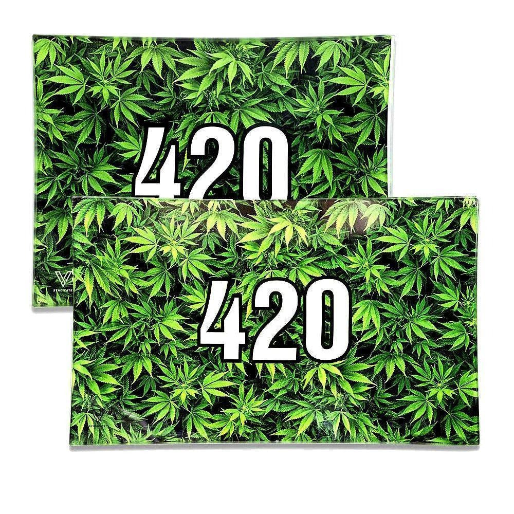 The V Syndicate 420- Glass Rolling Tray (Small) green